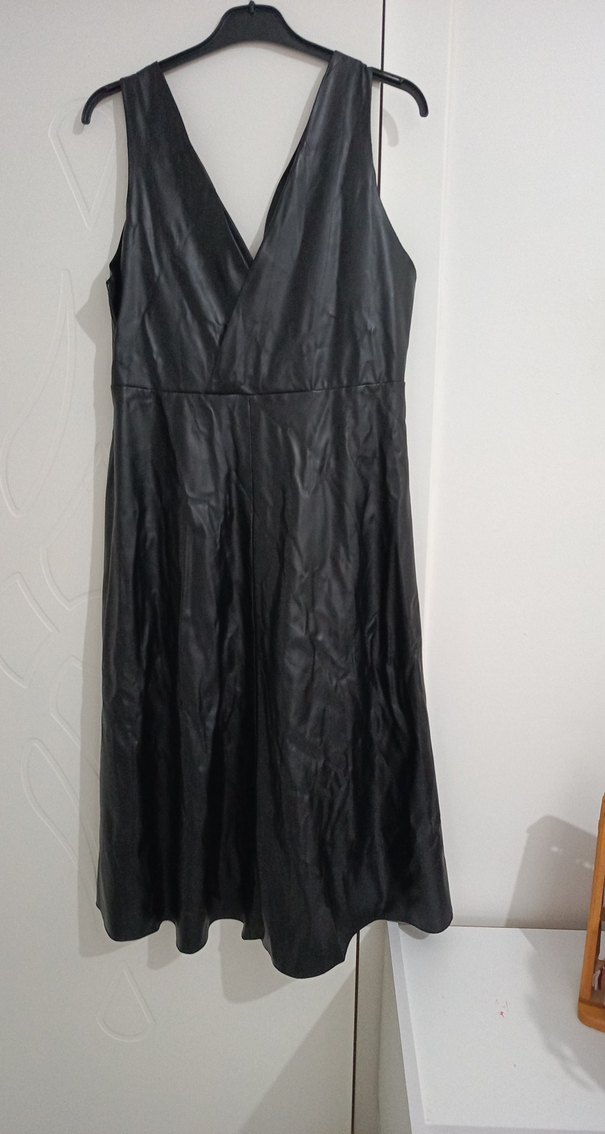 Drapeli Siyah Uzun Kadın Gece Elbisesi - Görsel 3