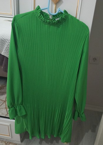 Yeşil Piliseli Uzun Kollu Boğazlı Tunik - Görsel 6