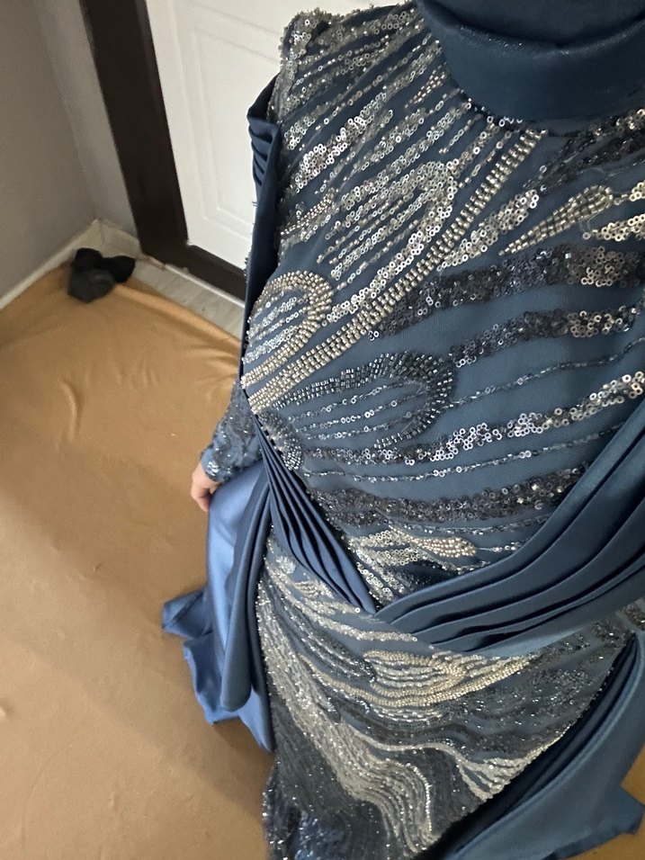 Uzun Kollu Drapeli Mavi Abiye - Görsel 2