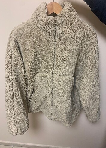 Bershka peluş mont