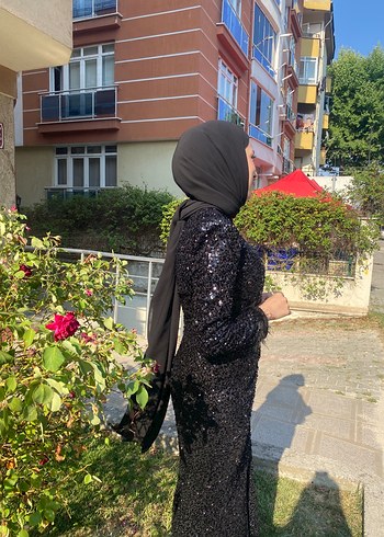 44 Beden Yılan Desenli Siyah Uzun Abiye Elbise