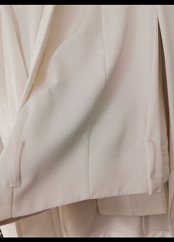 40 Beden Kırık beyaz takım elbise