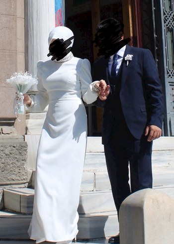 Tesettür Uzun Kollu Beyaz Düz Kesim Nikah Abiyesi Elbisesi