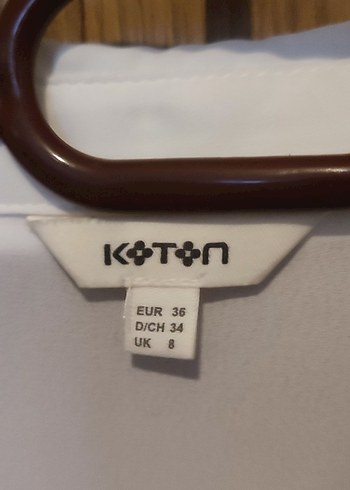 Beyaz koton V Yaka Fırfırlı Kadın Ofis gömlek 36 beden - Görsel 3