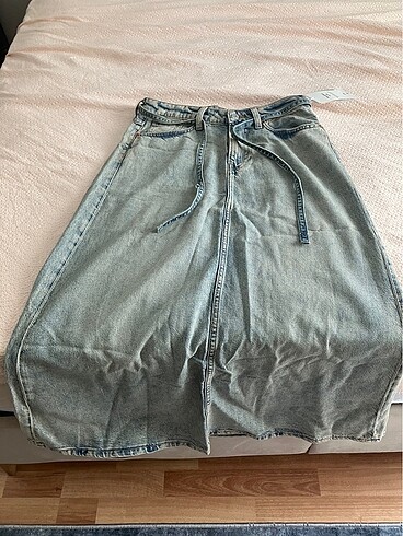 H&M H&M Feather Soft Etek