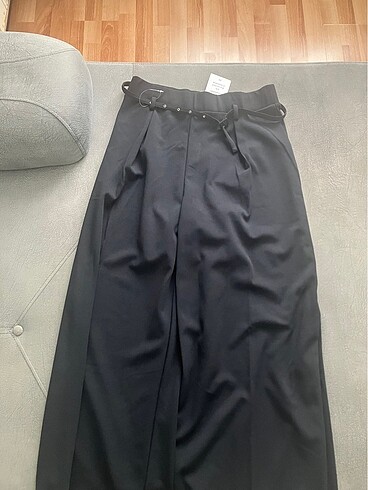 m Beden H&M Kemerli Geniş Pantolon