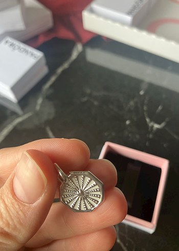 Pandora ME Sonsuzluk Madalyon Charm - Görsel 6