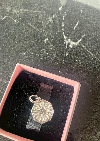 Pandora ME Sonsuzluk Madalyon Charm - Görsel 7