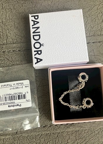 Pandora Kalpli Aile Ağacı Güvenlik Zinciri - Görsel 4