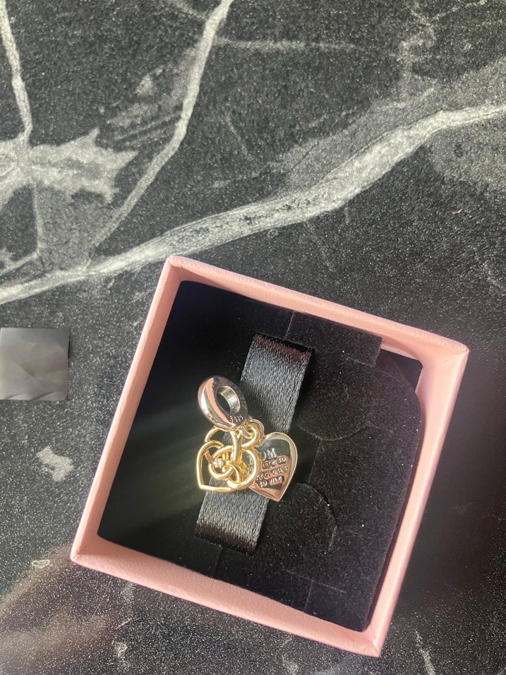 Pandora Yazı Yazılabilir Anne Sallantılı Charm - Görsel 4