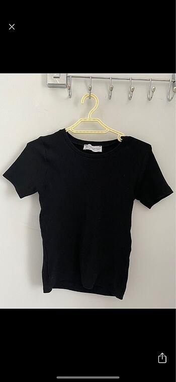 Siyah crop