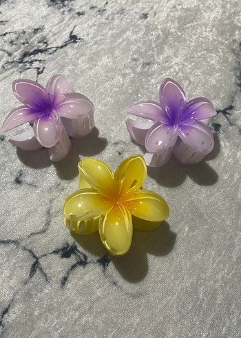 Pastel Renkli Çiçek Figürlü Saç Tokaları Lotus 3 adet Fiyatı
