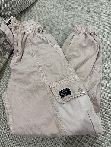 Bershka kargo pantolon