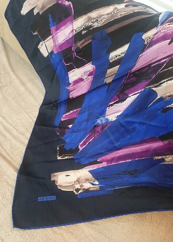 Armine marka ipek eşarp - Görsel 4