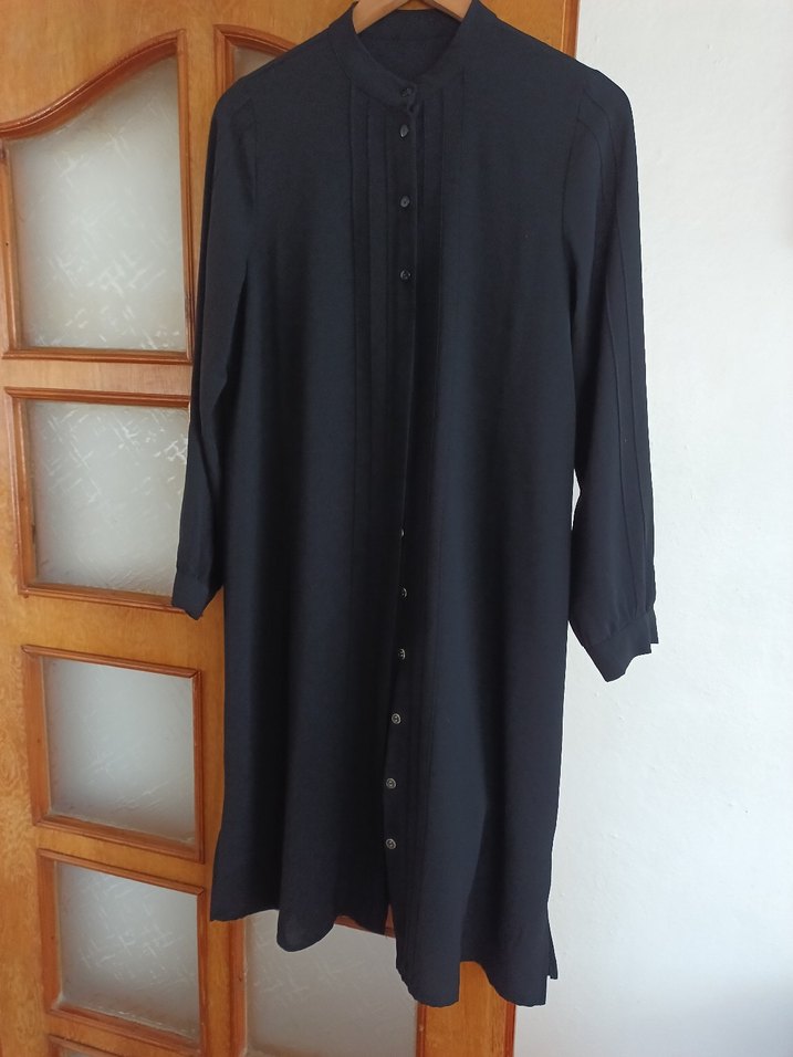 Düğmeli Siyah Uzun Kollu Bluz - Görsel 3