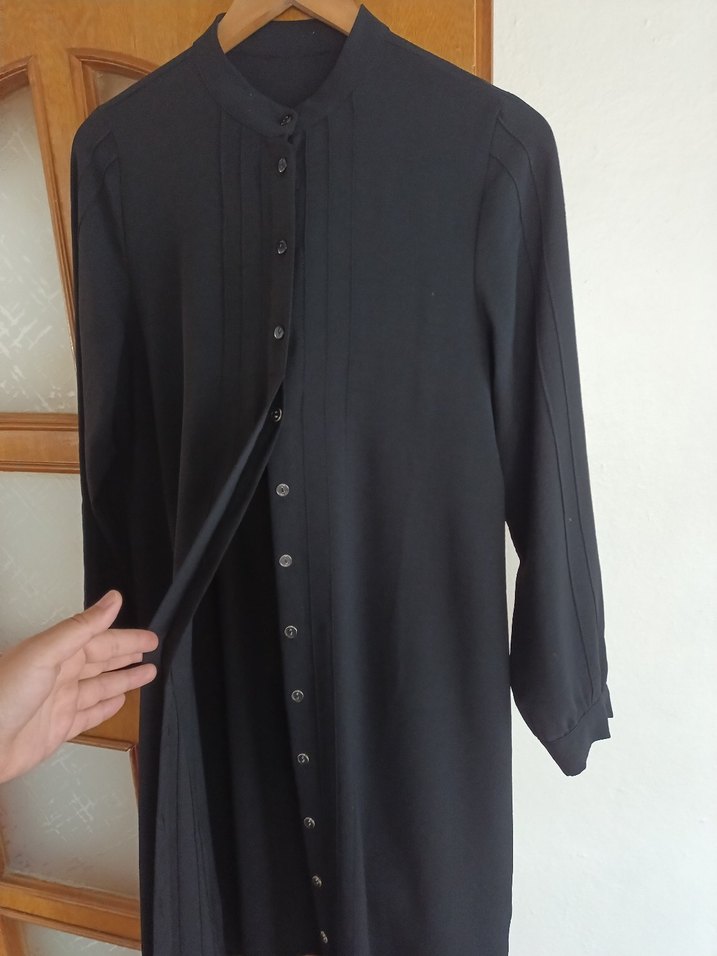 Düğmeli Siyah Uzun Kollu Bluz - Görsel 2