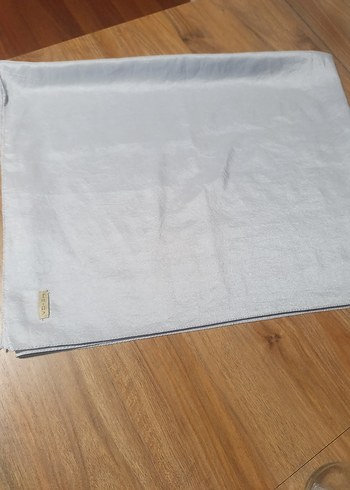 He qa marka gri Kadın İpek Dokulu Şal - Görsel 2