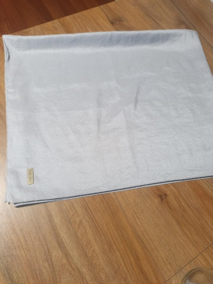 He qa marka gri Kadın İpek Dokulu Şal - Görsel 2