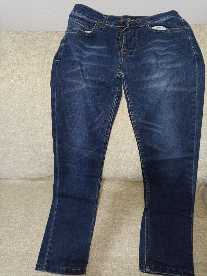 Erkek Parfüm Siyah Sokak Stili - Görsel 3