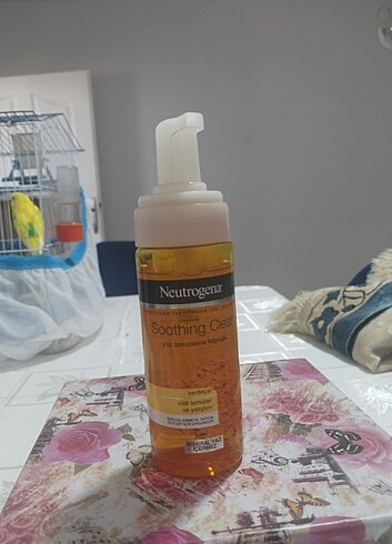 Neutrogena yüz temizleme cilt dostu