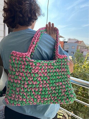 Beden Pembe yeşil örgü çanta