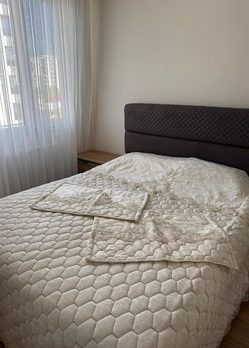 Beyaz Kapitone Yatak Örtüsü - Görsel 2