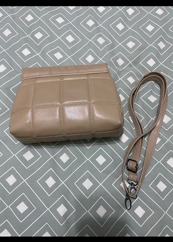 Bej Deri Kemerli Kadın Çanta - Görsel 5