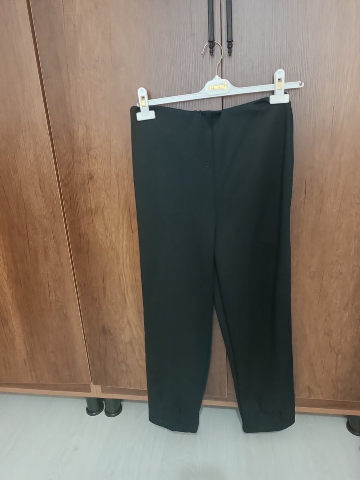 Siyah Midi Kadın Kumaş Pantolon - Görsel 2