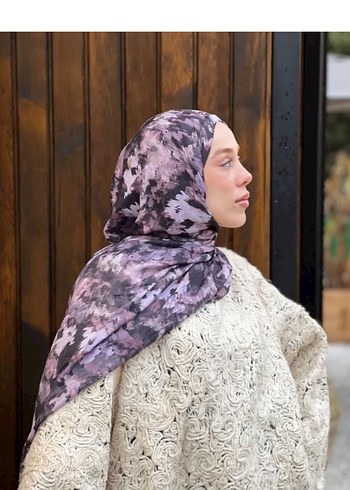Bohem Mor Gri Desenli Kadın Şal