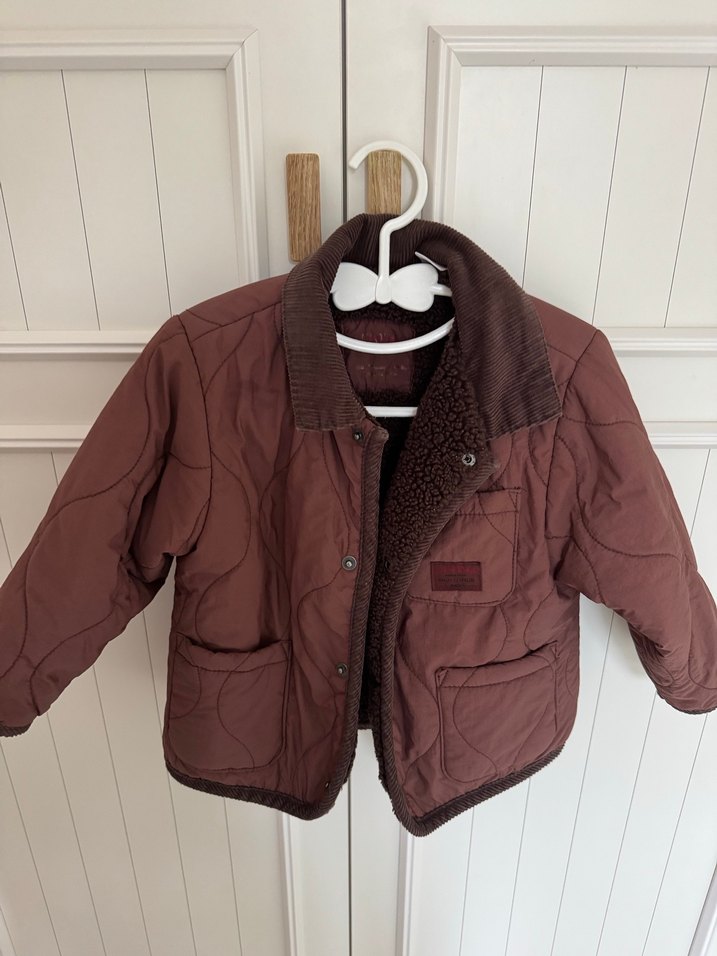 Erkek Çocuk Kahverengi Düğmeli Kaban - Görsel 2