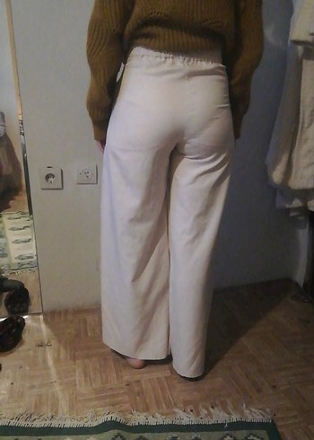 Düğmeli Beyaz Keten Kadın Pantolon - Görsel 3