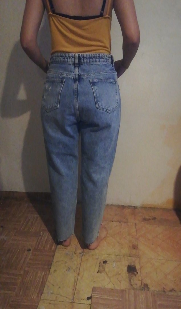 Kadın Açık Mavi Yırtık Bol Kesim Jean - Görsel 3