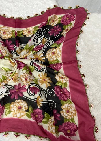 Kadın iğne oyalı eşarp - Görsel 3