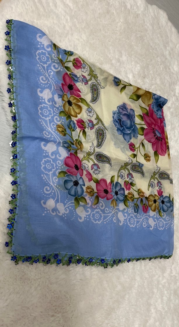 Kadın iğne oyalı eşarp - Görsel 3