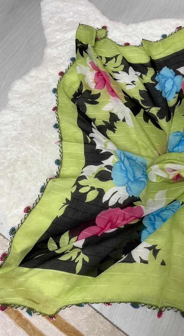 Kadın iğne oyalı eşarp - Görsel 4