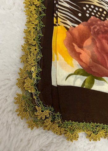 Kadın iğne oyalı eşarp - Görsel 2