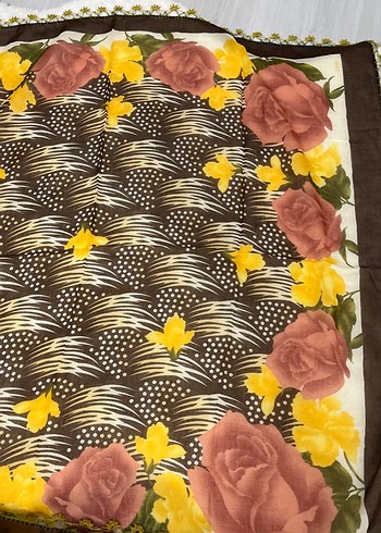 Kadın iğne oyalı eşarp - Görsel 3