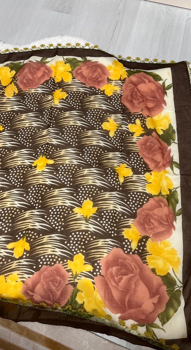 Kadın iğne oyalı eşarp - Görsel 3