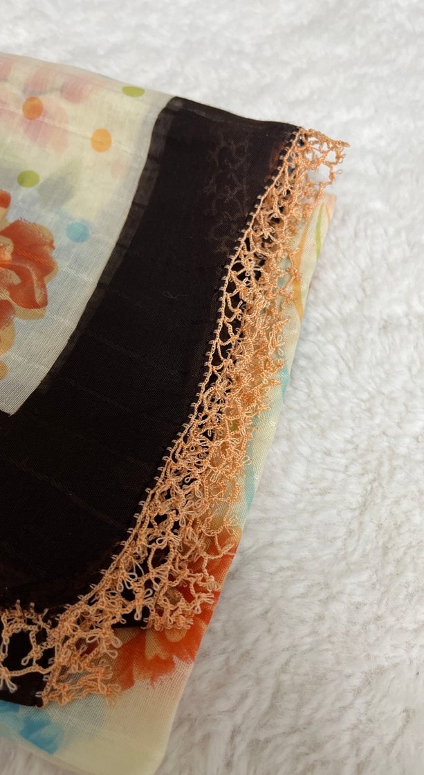 Kadın iğne oyalı eşarp - Görsel 2