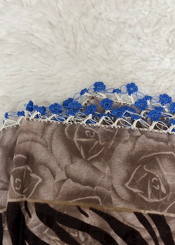 Kadın iğne oyalı eşarp - Görsel 4