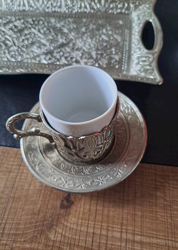 İşlemeli 4 Adet fincan takımı 3 Adet lokumluk tepsi le beraber - Görsel 5