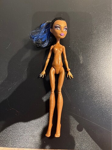 Monster High Rebecca Steam Dans Partisi Bebek
