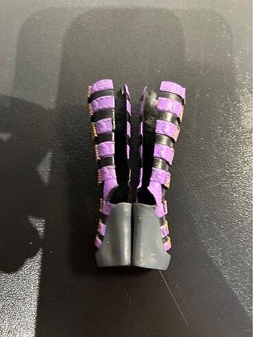  Beden Renk Monster High Clawdeen Botlar