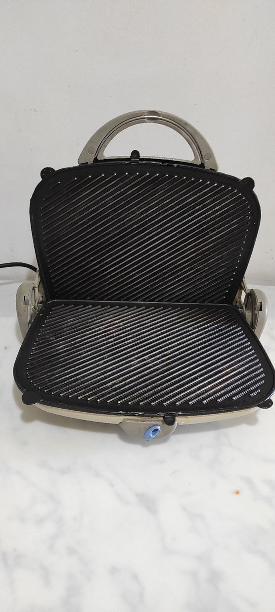 ARÇELİK TOST MAKİNESİ - Görsel 3