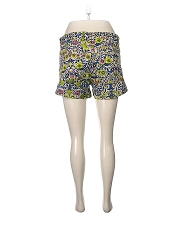 38 Beden H&M Mini Şort %70 İndirimli.