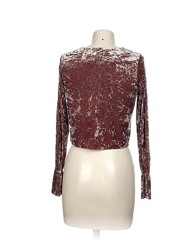 28 Beden Zara Bluz %70 İndirimli.