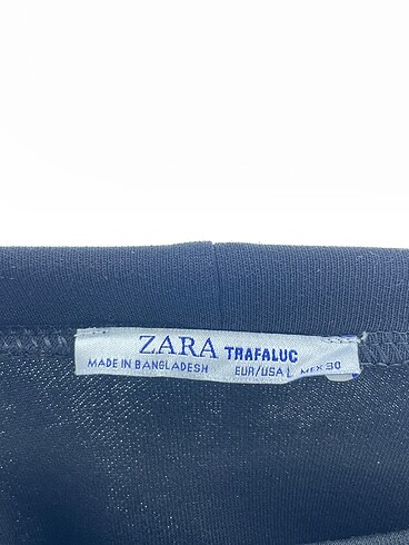 l Beden siyah Renk Zara T-shirt %70 İndirimli.