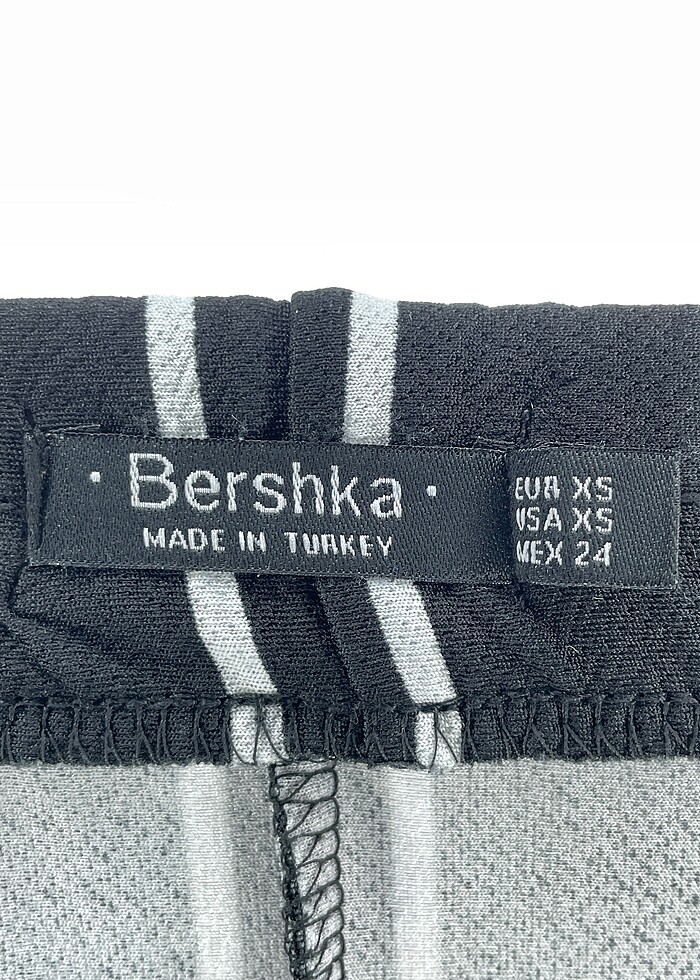 Bershka Düz Kesim %70 İndirimli. - Görsel 4