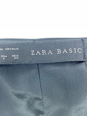 s Beden siyah Renk Zara Yelek %70 İndirimli.