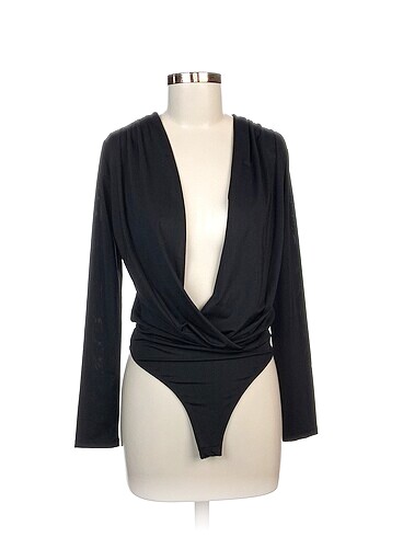 Zara Bluz %70 İndirimli.